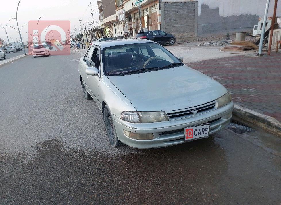 تويوتا كارينا